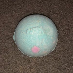 LUSH bathbomb